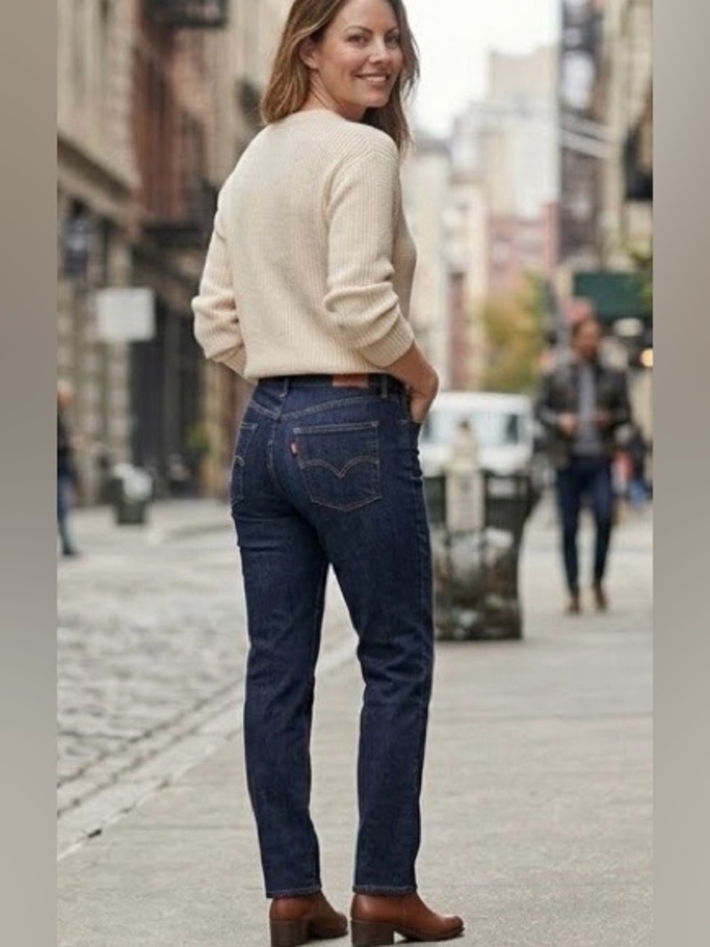 Levi’s Women’s Demi Curve Classic Rise Straight Jeans Size 12/31
